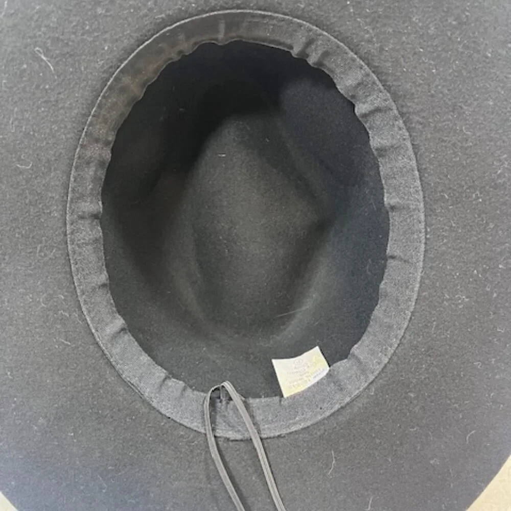 Large Brim Wool Fedora Hat Accented w/Leather Band Trim Black